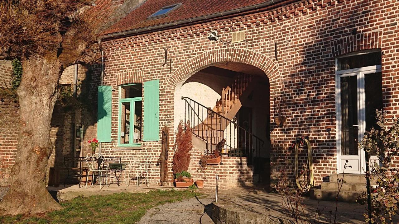 Les Chambres Du Relais Liettres Exterior foto